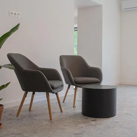 Hotel Taxis - New 2*