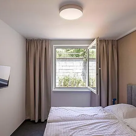 Gardinn - Free Parking And Quiet Garden 3* Bratislava