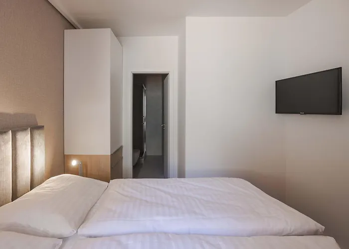 Hotel Taxis - New 2*