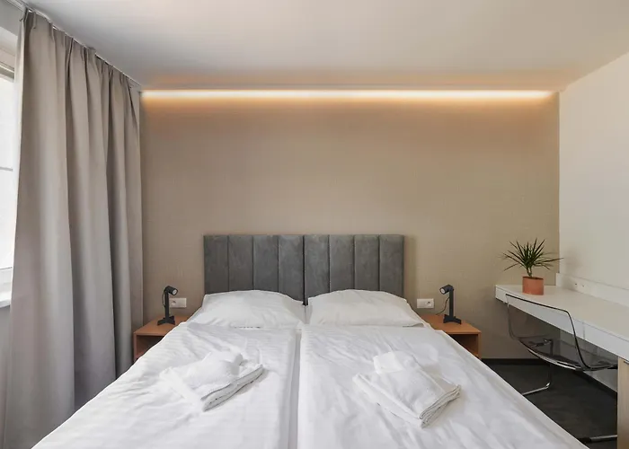 Taxis - New Hotel 2*