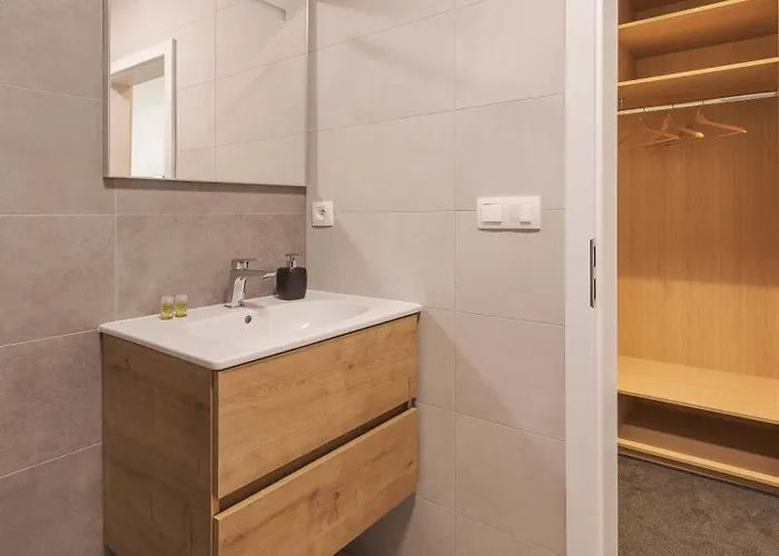 فندق Taxis - New 2*