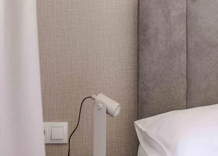 Taxis - New Hotel 2*