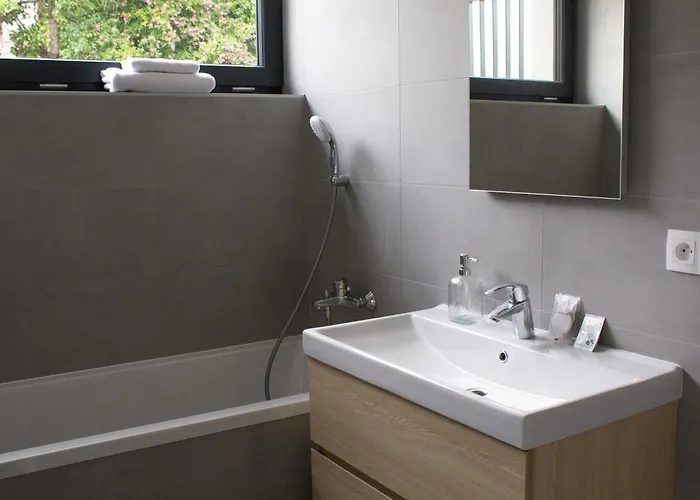 Taxis - New 2* Bratislava